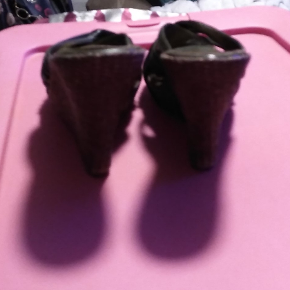 Sandals - Picture 5 of 8